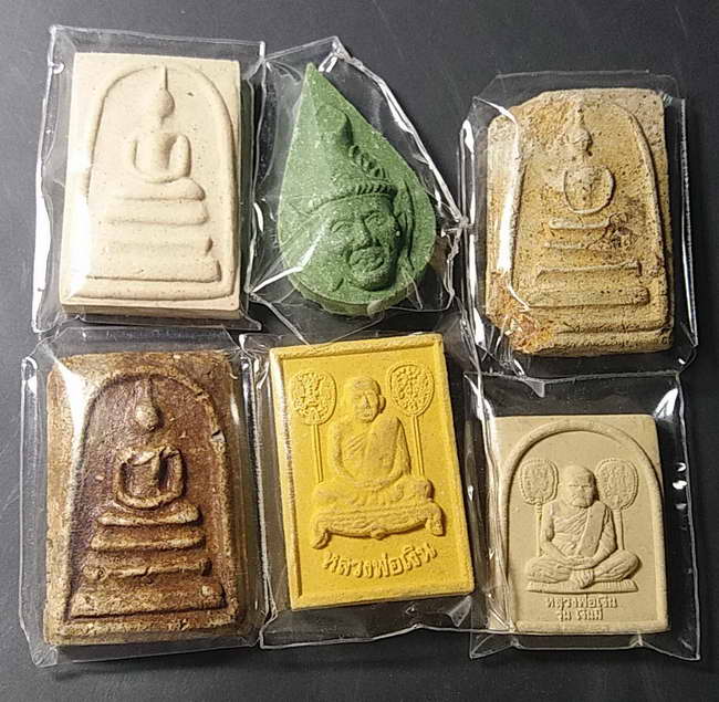 โล๊ะ แผงครับพี่ 6 องค์ 30 บาท เคาะเดียวแดง