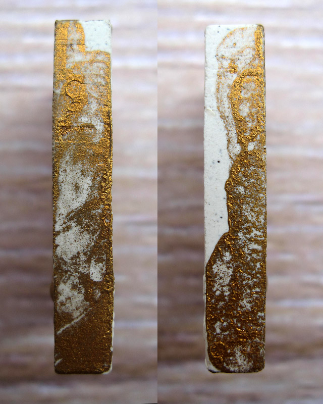 พระผงรูปเหมือน พิมพ์เศียรเล็ก หลวงพ่อสาคร มนุญโญ วัดหนองกรับ เนื้อขาวผงพรายกุมารทาทอง พ.ศ.2548