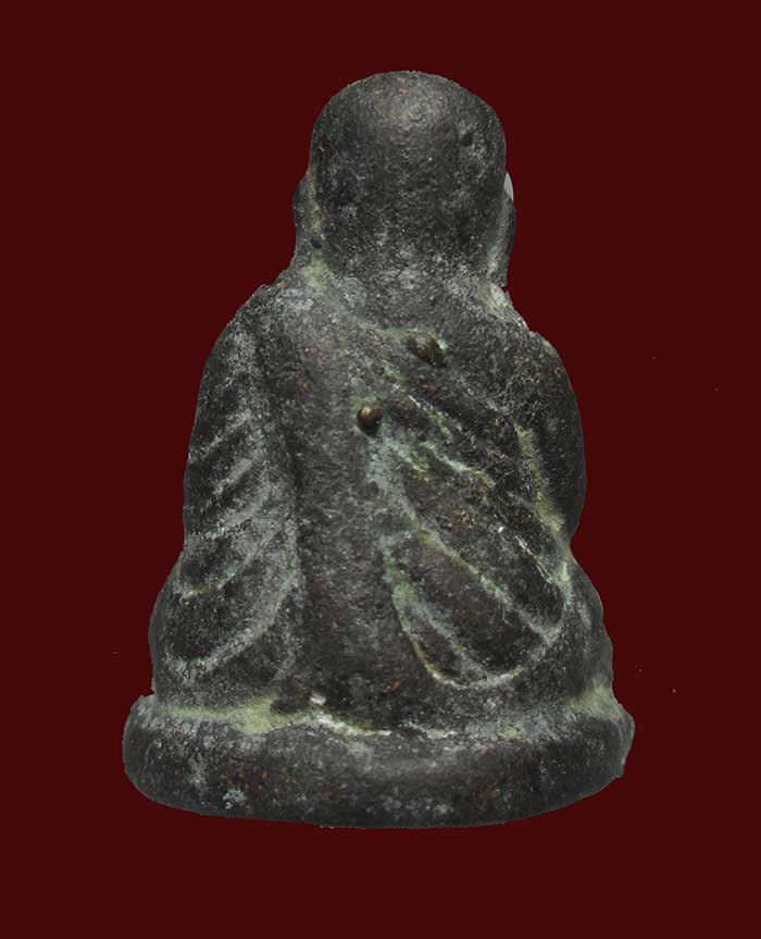 หลวงพ่อเงิน วัดบางคลาน รุ่นปืนแตก 