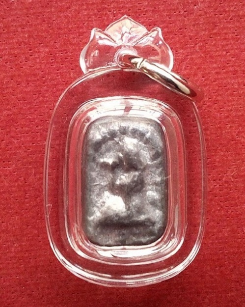 พระนางกวัก ชุดไตรภาคี เนื้อชินตะกั่ว หลวงปู่โต๊ะ วัดโคนอน ปี15 หลวงปู่โต๊ะร่วมปลุกเสก.เคาะเดียวแดง. 