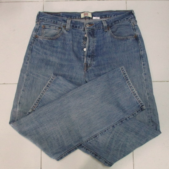 กางเกงยีนส์ Levi's 501 มือสอง (เคาะเดียว)