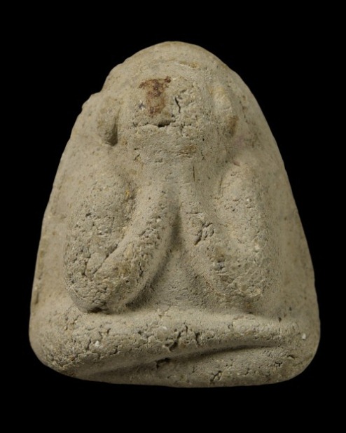 พระปิดตาหลังยันต์ห้า ปี2516 เนื้อผง วัดเนินกระปรอก จ.ระยอง ไม่ลงทอง หลวงปู่ทิม-ปลุกเสก มาพร้อมบัตร