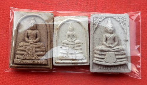 เริ่ม 10 บาท กับ พระผงหลวงพ่อพุทธโสธร  …H778