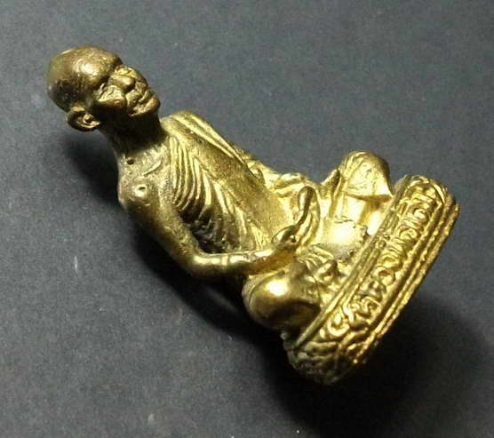 รูปหล่อหลวงพ่อเดิม ออกวัดเทพสุทธาวาส อ.หนองบัว จ.นครสวรรค์