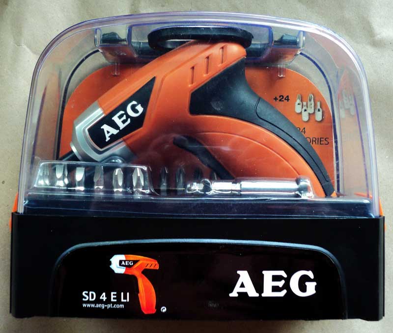 ไขควงไฟฟ้าไร้สาย เทคโนโลยี เยอรมัน ราคาที่คนไทยเป็นเจ้าของได้ ไม่แพงครับ พร้อมอุปกรณ์ และที่ชาร์ท 