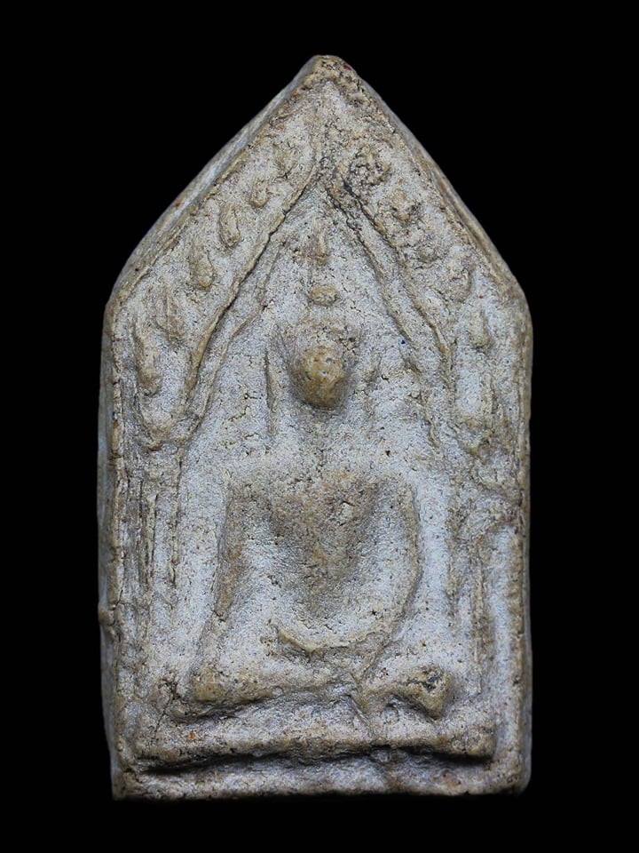 ขุนแผนหลวงปู่เผือก วัดกิ่งแก้ว พิมพ์ใหญ่ หลังเรียบ ไม่ทราบปี