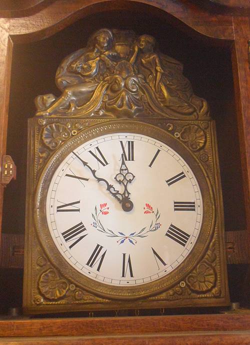 นาฬิกาตั้งพื้น รูปทรงกีต้าร์ น้ำเข้าจากเยอรมัน เดินดีครับ สภาพสวยงานเก่า