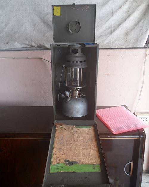 ตะเกียงทหาร นำเข้าจากเยอรมัน สภาพสวยมาก