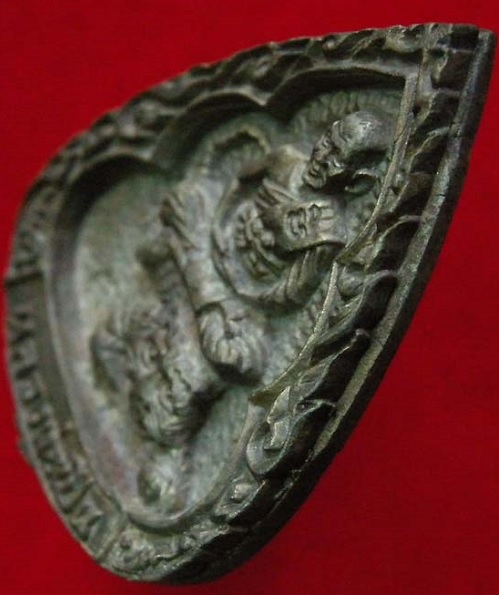 เหรียญหล่อฉีดหยดน้ำ หลวงพ่อเปิ่น วัดบางพระ เนื้อนวะ ปี35 ตอกโค๊ตด้านหน้า,หมายเลข...เคาะเดียวแดง...