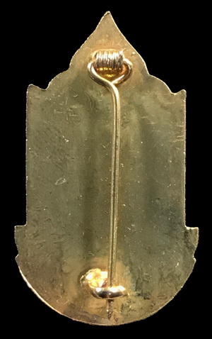 เข็มกลัดติดเสื้อรูปพระพนัสบดี  พิธีพระพนัสบดี จ.ชลบุรี