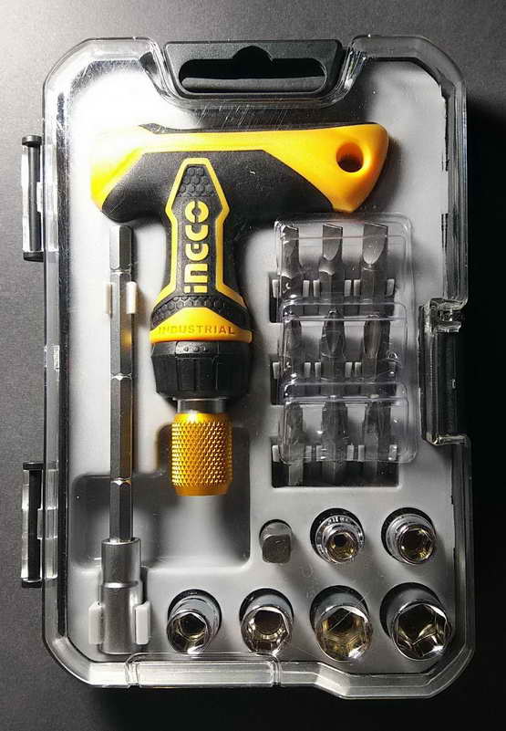 ไขควงเอนกประสงค์ INGCO พร้อมอุปกรณ์ 17 ชิ้น / ชุด  กล่องบรรจุสวยงาม 