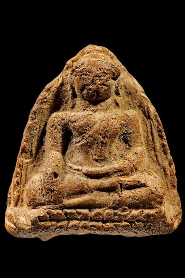 พระหลวงพ่อโตบางกระทิง..กรุเก่า..พิมพ์มารวิชัย