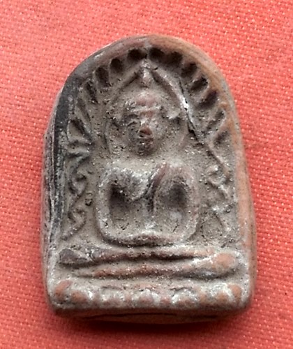 เริ่ม 10 บาท กับ  พระซุ้มกอกำแพงเพชร …J96