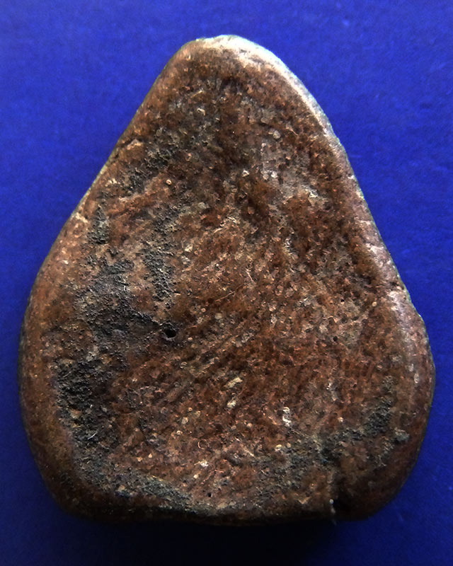 พระนางกำแพงกลีบบัว กรุลานดอกไม้ จ.สุโขทัย