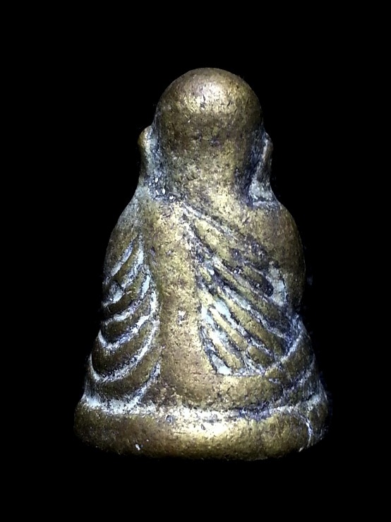 หล่อรูปเหมือนหลวงพ่อเงิน วัดบางคลาน "พิมพ์ขี้ตา" รุ่นมุงหลังคาศาลาวัดวังแดง จ.พิจิตร พร้อมกล่องเดิม