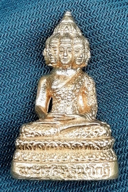 รูปหล่อพระเศรษฐีนวโกฏิ​ จันทบุรี