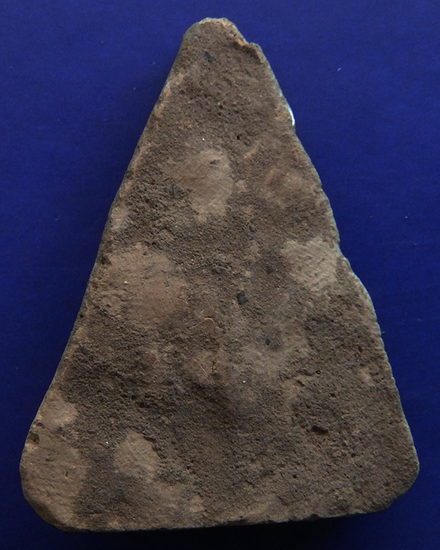 พระปางป่าเลไลย์ กรุวัดราชนัดดา เนื้อดินเผา สร้างสมัยรัตนโกสินทร์