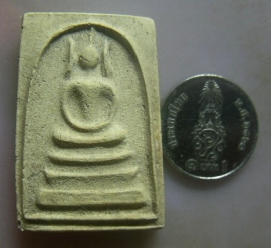 **วัดใจ**สมเด็จหลวงปู่หิน วัดระฆัง พิมพ์พระประธานหูบายศรี ฐาน 3 ชั้น ปี 2500**สวยๆ เชิญชมครับ