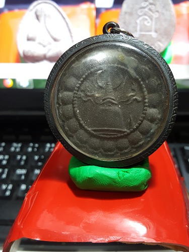 ไม่ทราบปีแต่เน้นตลับเงินแท้เอา2000ส่งสนใจ0655401416