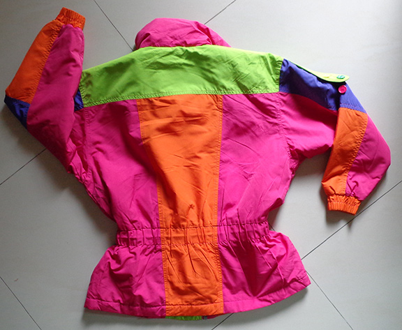 แจกเกดกันหนาวกันลม DESCENTE สตรี ใหม่ๆเลย