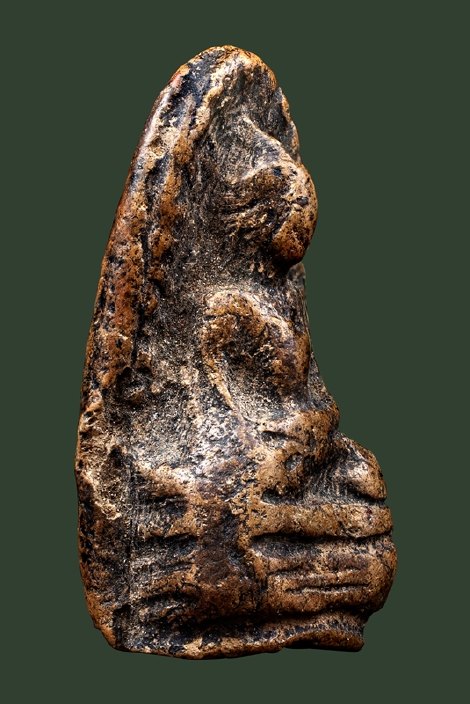 พระรอด กรุวัดมหาวัน พิมพ์ตื้น