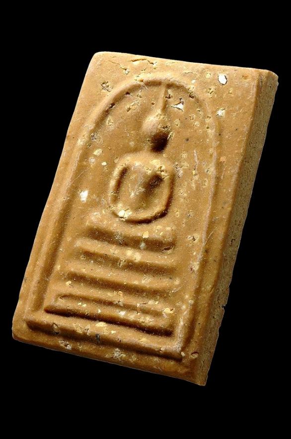 พระสมเด็จบางขุนพรหม รุ่นอมตมหามงคล ปี2554 พิมพ์เส้นด้าย A ( โรยผงเก่า ) " เนื้อพิเศษๆๆสีน้ำตาล "