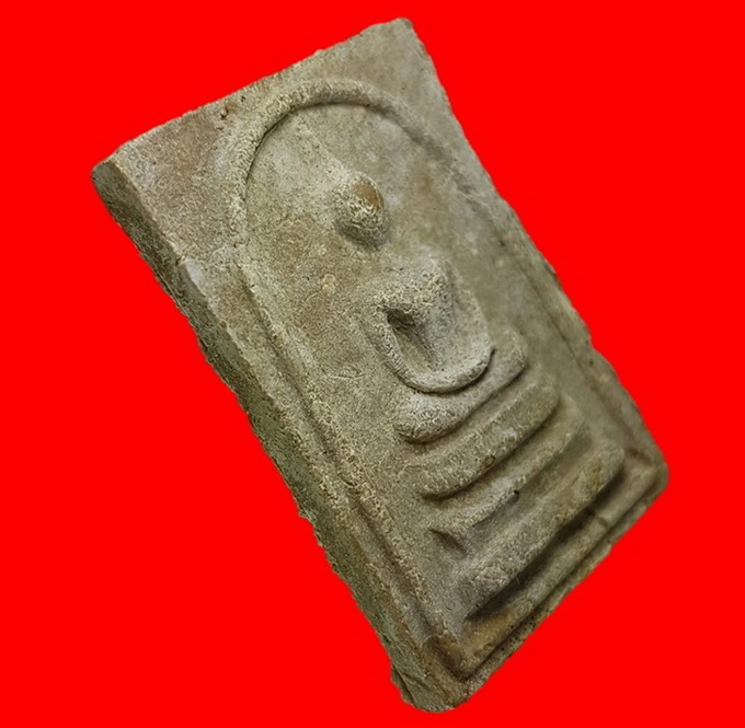 สมเด็จหลังสิวลีพิมพ์เอวใหญ่ปี15 สภาพสวยๆ น่ารักอนาคตไกลครับ เข้าตลับพร้อมใช้ครับ