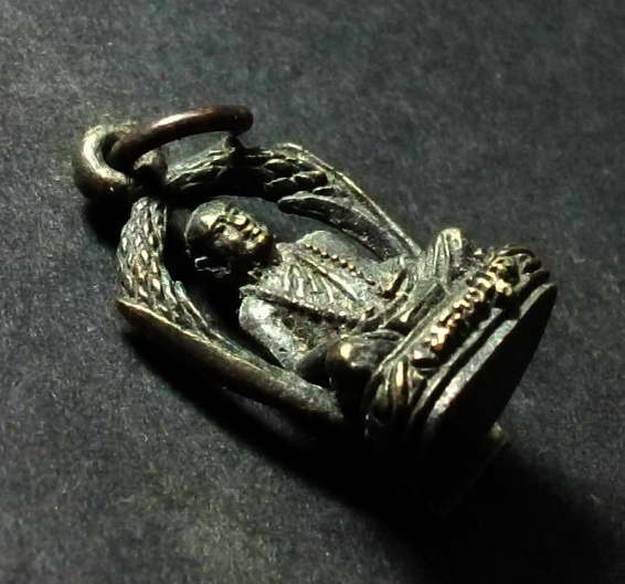 รูปหล่อกระเช้าหลวงปู่กี๋ วัดวังแดง จ.พิจิตร 