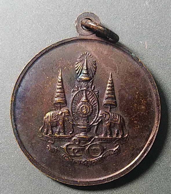 เริ่มที่ 10 บาท พระศรีศากยะทศพลญาณประธานพุทธมณฑลสุทรรศน์ สร้างปี 2539