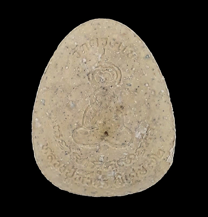 พระปิดตาจัมโบ้ หลังยันต์ไก่เถื่อน หลวงปู่วิเวียร วัดดวงแข กทม. ปี2536