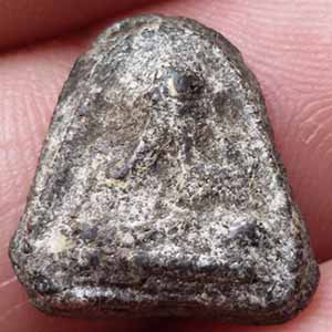 พระปิดตาเนื้อชานหมากหลวงปู่ทิม วัดพระขาว จ.อยุธยา ปี 43 (สร้าง 3999 องค์)