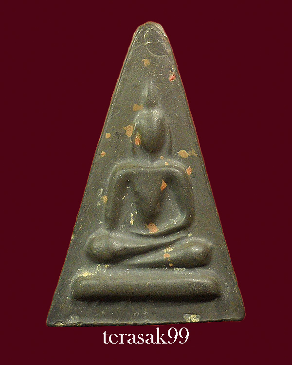 พระนางพญา หลวงพ่อเปิ่น ออกวัดโคกเขมา ปี2508 เนื้อดำ