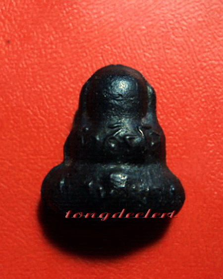 พระปิดตาเนื้อเมฆพัตร หลวงพ่อนารถ วัดศรีโลหะราษฎร์บำรุง จ.กาญจนบุรี สวยมากค่ะ