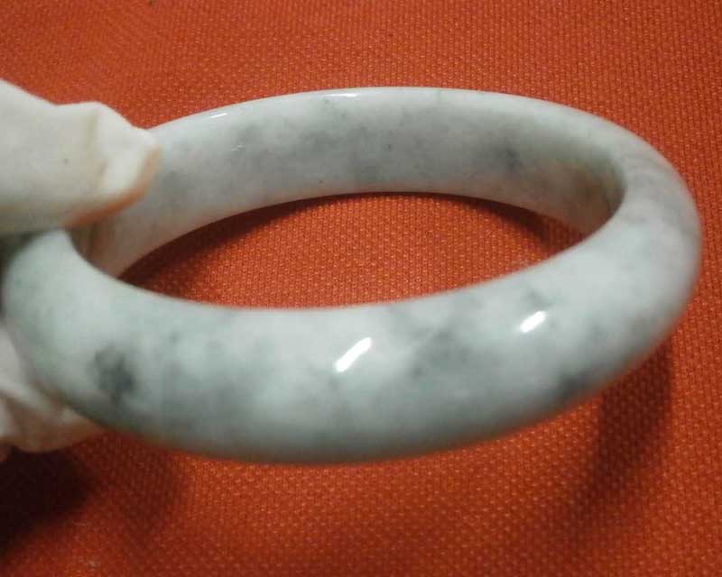 **วัดใจแดง 300.-**หยกกินบ่เซี่ยงเขียวอมฟ้า เนื้อแก้วพม่าแท้ #191