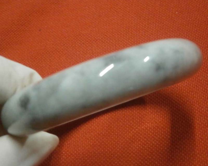 **วัดใจแดง 300.-**หยกกินบ่เซี่ยงเขียวอมฟ้า เนื้อแก้วพม่าแท้ #191