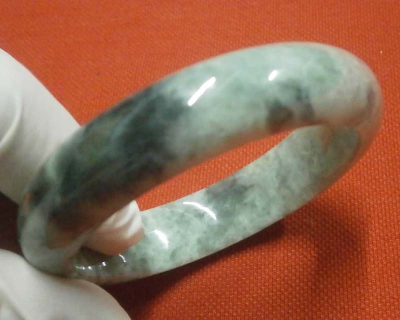 **วัดใจแดง 400.-**หยกกินบ่เซี่ยงเขียวเข้มอมฟ้า เนื้อแก้วพม่าแท้ #190