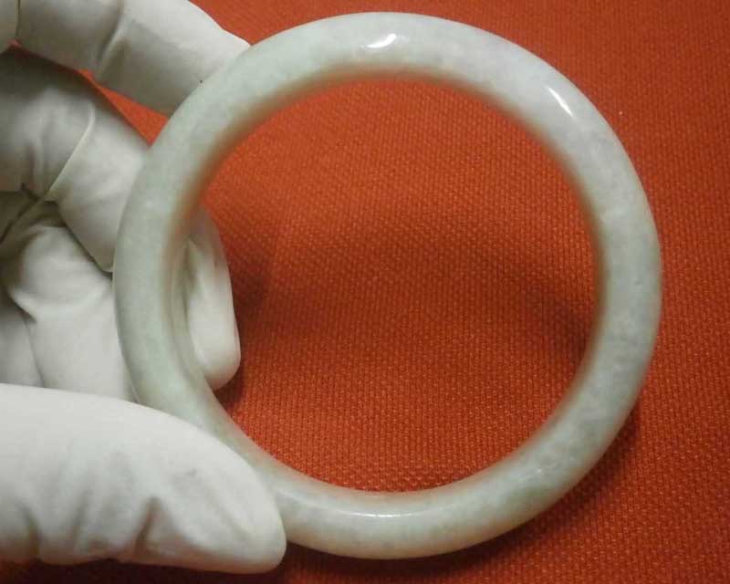 **วัดใจแดง 400.-**หยกกินบ่เซี่ยงเขียวใบตองจุดน้ำผึ้ง เนื้อแก้วพม่าแท้ #189