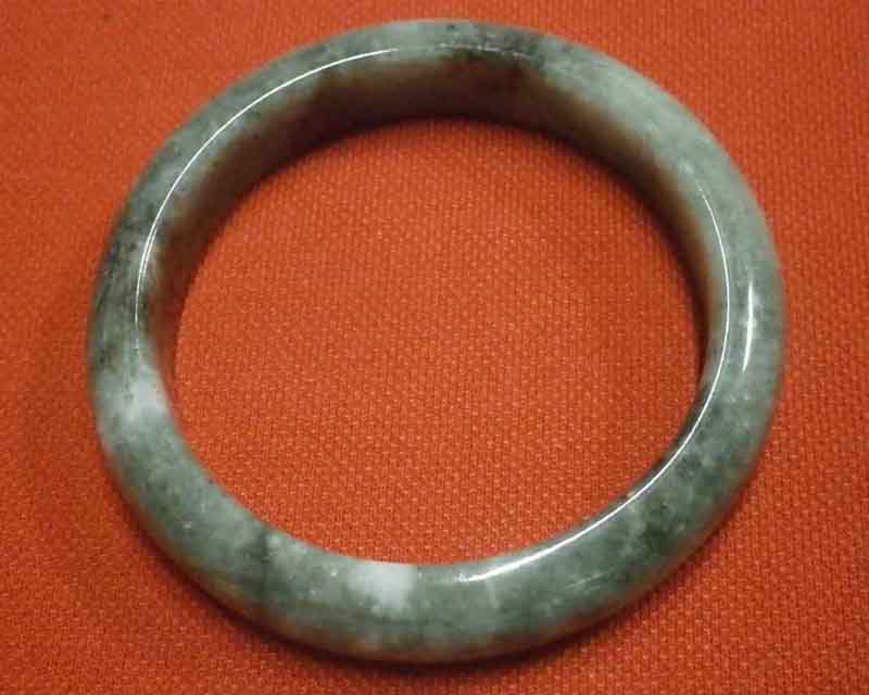 **วัดใจแดง 300.-**หยกกินบ่เซี่ยงเขียวเข้มอมฟ้า เนื้อแก้วพม่าแท้ #188