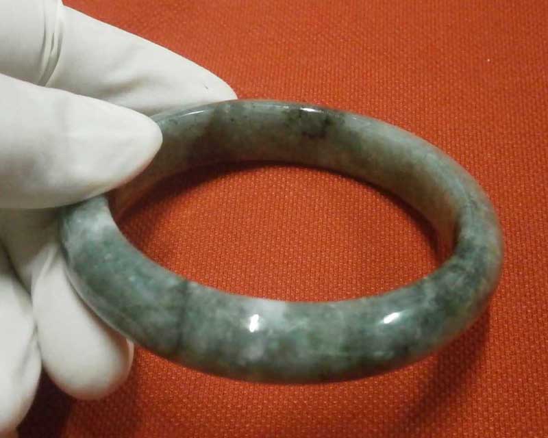 **วัดใจแดง 300.-**หยกกินบ่เซี่ยงเขียวเข้มอมฟ้า เนื้อแก้วพม่าแท้ #188