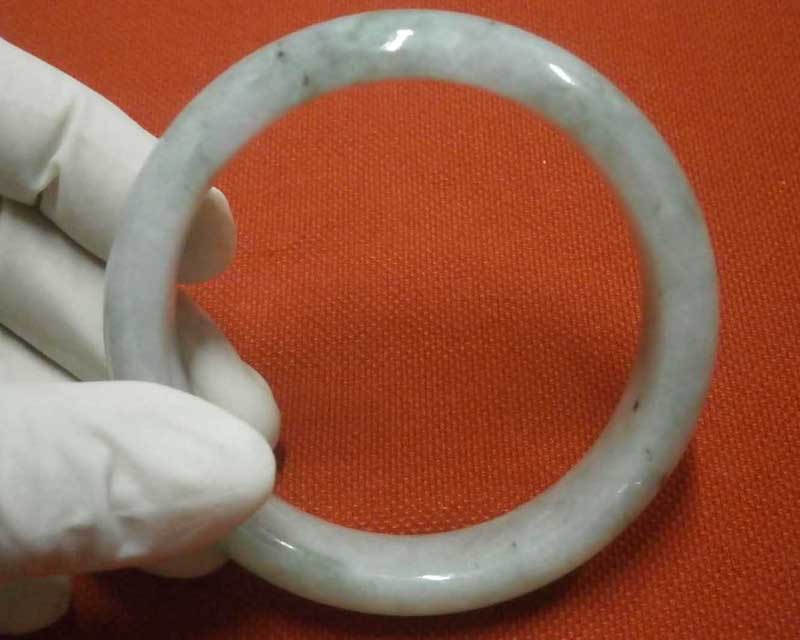 **วัดใจแดง 300.-**หยกกินบ่เซี่ยงเขียวอมฟ้า เนื้อแก้วพม่าแท้ #187