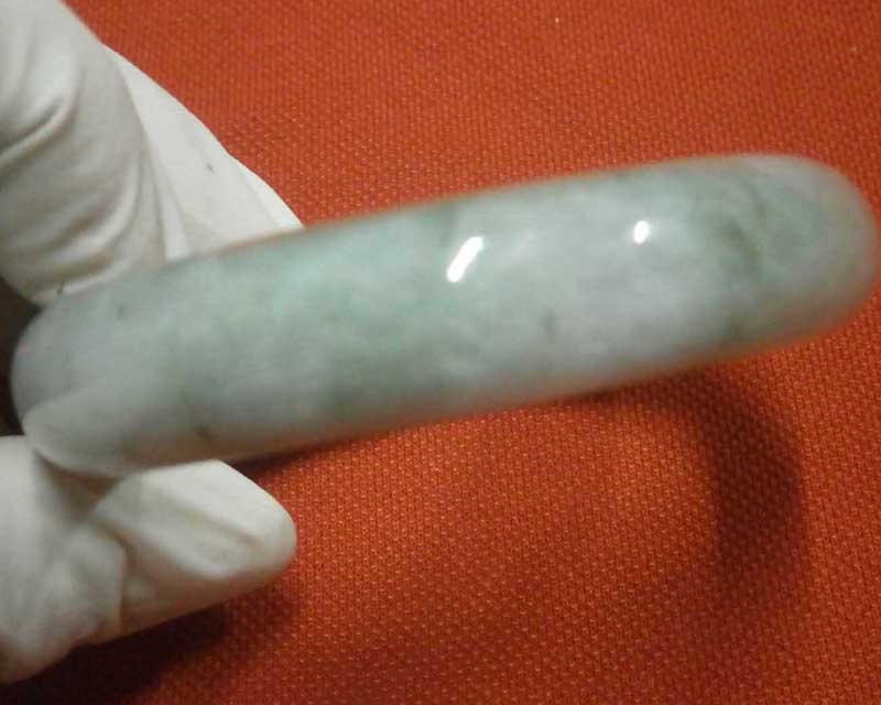 **วัดใจแดง 300.-**หยกกินบ่เซี่ยงเขียวอมฟ้า เนื้อแก้วพม่าแท้ #187