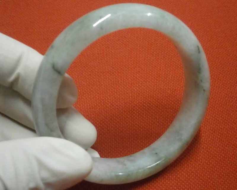 **วัดใจแดง 300.-**หยกกินบ่เซี่ยงเขียวอมฟ้า เนื้อแก้วพม่าแท้ #187