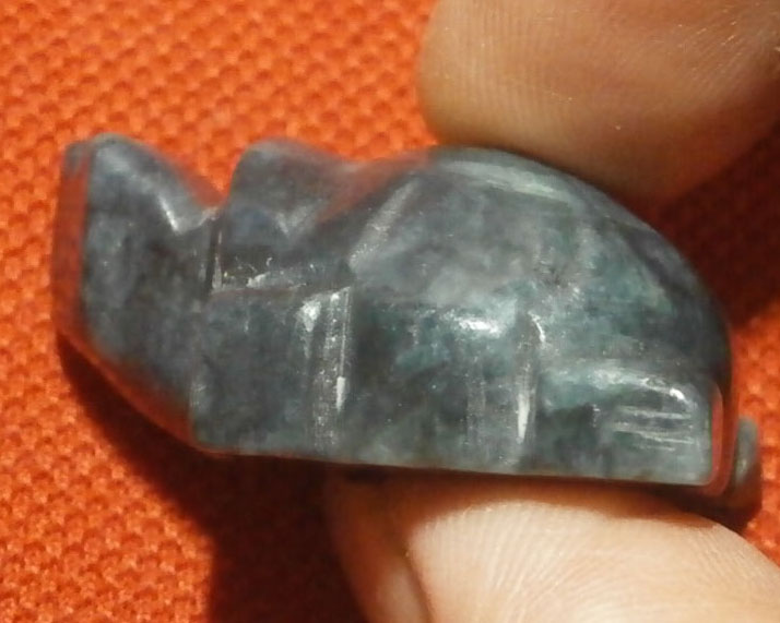 เต่ามงคล เนื้อหยกแท้จากประเทศพม่า สวยมากๆ ขนาด 3.5 x 2.1 x 1.5 ซม. #227