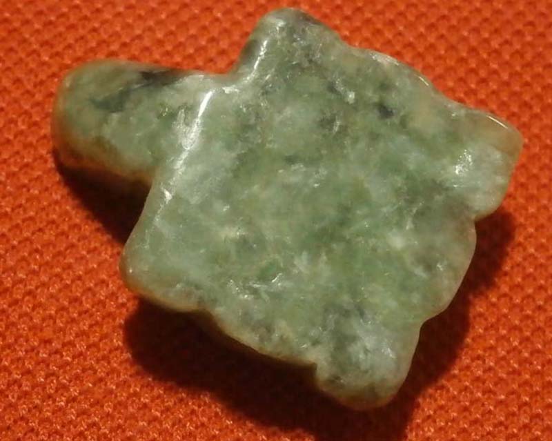 เต่ามงคล เนื้อหยกแท้จากประเทศพม่า สวยมากๆ ขนาด 3.4 x 2.2 x 1.5 ซม. #229