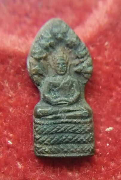 พระปรกมะขาม พุทโธ ปี27วัดบวรสวยๆครับ