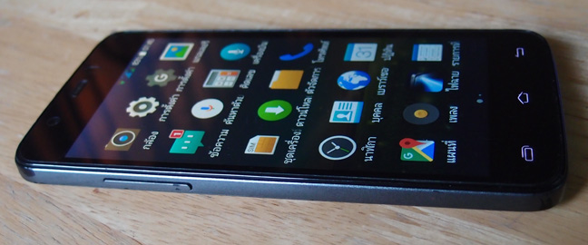 มือถือ i-mobile511 ได้2ซิม พร้อมกล่อง+คู่มือ มีสายชาร์จกับอะแดปเตอร์ให้ด้วย