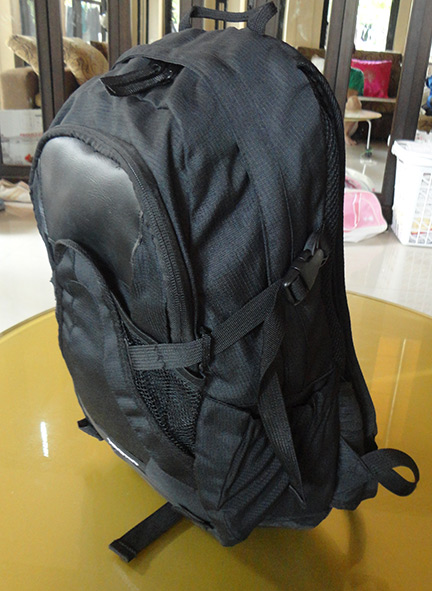 เป้  TRESPASS ของแท้ RAINCOVER สวยๆเลยครับ บุหลังกันกระแทก คุณภาพแบรนด์ชั้นนำ