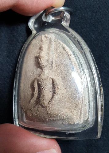 พระสิบชาติ กรุวัดกระชายเลี่ยมกันน้ำพร้อมขึ้นคอครับ