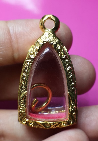 พระปิดตาหยดน้ำ หลวงปู่ทิม ออกวัดบ่อวิน +ฟรี แถมกรอบทองเลเซอร์