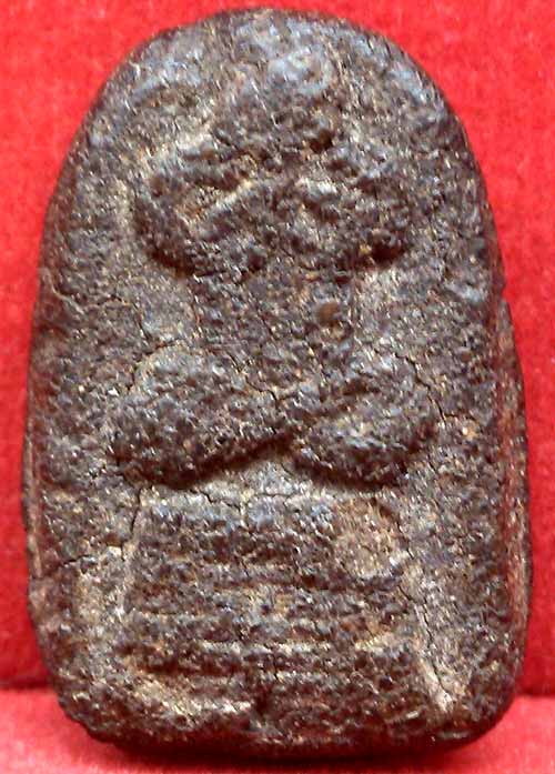 *พิมพ์ปิดตา ฐานสูง ผงว่านยา..ลป.ปั้น วัดสะพานสูง บางซื่อ กทม.*